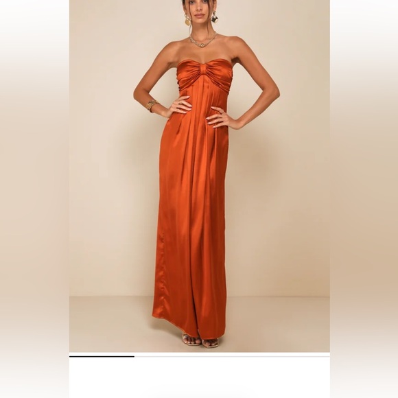Lulus Dresses & Skirts - Lulu's Strapless Rust Dress